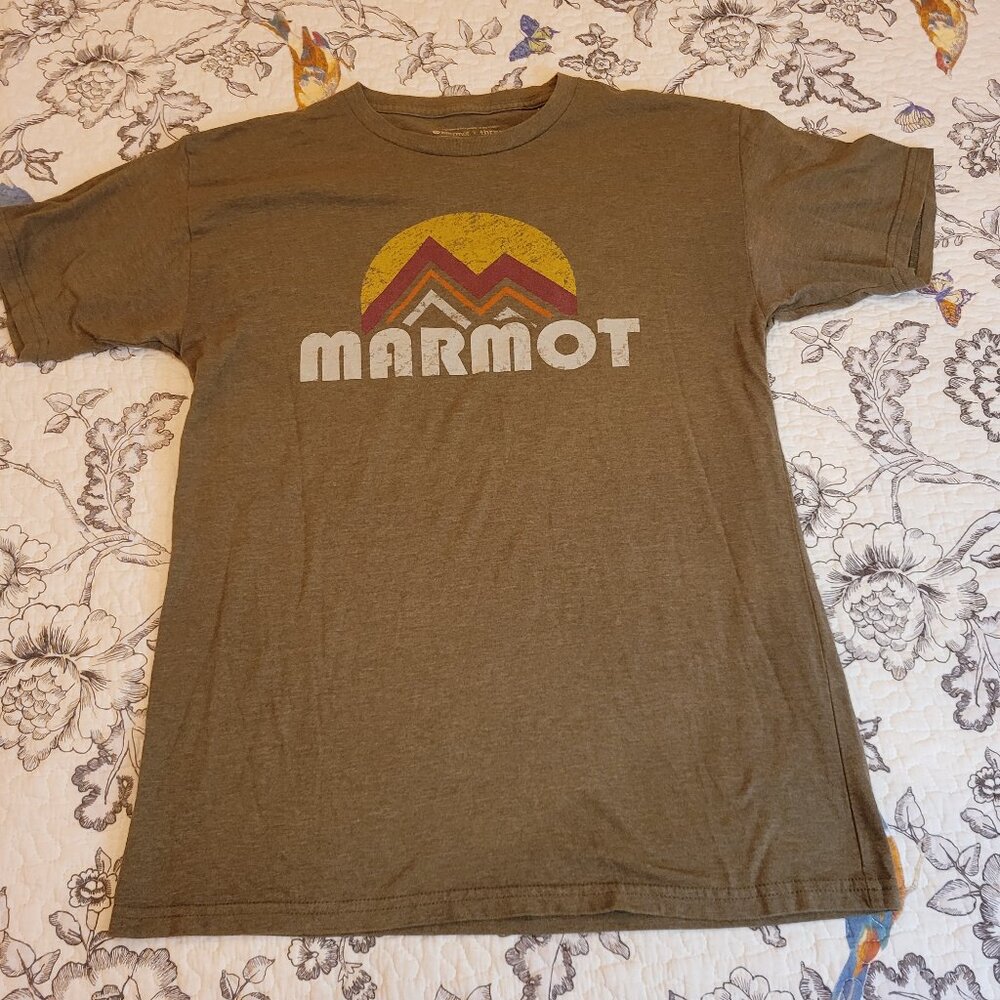 Marmot Short Sleeve T-shirt Olive Green Mountain Graphic Sz Medium